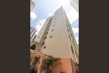 Apartamento à venda com 64m², 2 quartos e 1 vaga Apartamento à venda com 64m², 2 quartos e 1 vagaFachada