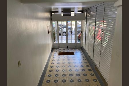 Apartamento à venda com 62m², 2 quartos e sem vaga Apartamento à venda com 62m², 2 quartos e sem vagaHall de entrada