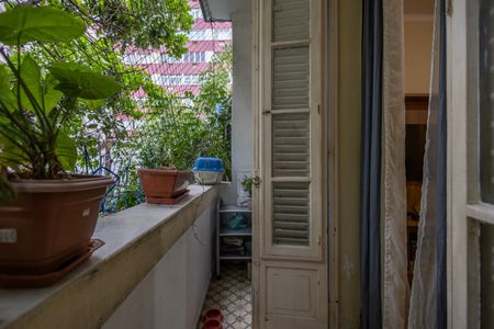 Apartamento à venda com 60m², 2 quartos e sem vaga Apartamento à venda com 60m², 2 quartos e sem vagaVaranda da Sala