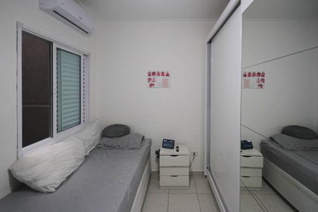 Casa à venda com 200m², 3 quartos e 2 vagasQuarto 2