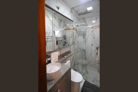 Casa à venda com 200m², 3 quartos e 2 vagasBanheiro da Suite