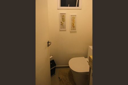 Casa à venda com 200m², 3 quartos e 2 vagasLavabo