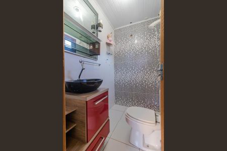 Casa à venda com 90m², 2 quartos e sem vaga Casa à venda com 90m², 2 quartos e sem vagaBanheiro da Suíte