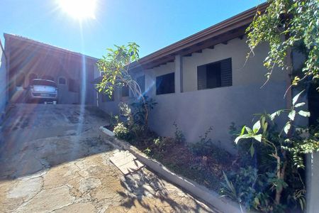 Casa à venda com 140m², 3 quartos e 7 vagas Casa à venda com 140m², 3 quartos e 7 vagasÁrea comum