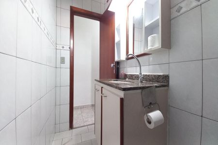 Casa à venda com 140m², 3 quartos e 7 vagas Casa à venda com 140m², 3 quartos e 7 vagasBanheiro