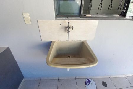 Casa à venda com 140m², 3 quartos e 7 vagas Casa à venda com 140m², 3 quartos e 7 vagasÁrea de Serviço