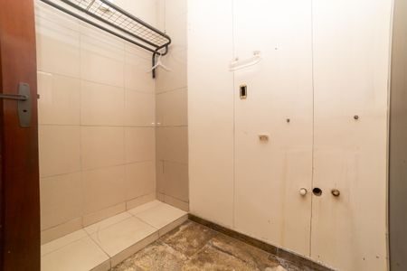 Casa à venda com 155m², 4 quartos e 1 vaga Casa à venda com 155m², 4 quartos e 1 vagaBanheiro da Suíte