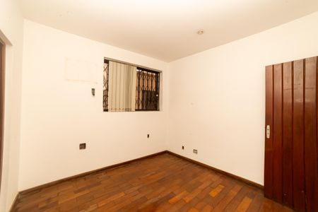 Casa à venda com 155m², 4 quartos e 1 vaga Casa à venda com 155m², 4 quartos e 1 vagaSuíte