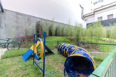 Studio para alugar com 32m², 1 quarto e sem vaga Studio para alugar com 32m², 1 quarto e sem vagaEspaço Pet