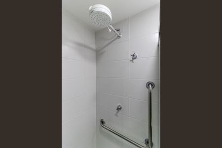 Studio para alugar com 32m², 1 quarto e sem vaga Studio para alugar com 32m², 1 quarto e sem vagaBanheiro Social