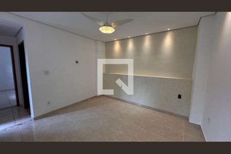 Casa à venda com 229m², 4 quartos e 2 vagas Casa à venda com 229m², 4 quartos e 2 vagasQuarto 4