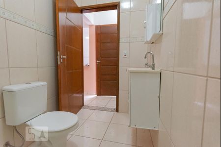 Casa à venda com 229m², 4 quartos e 2 vagas Casa à venda com 229m², 4 quartos e 2 vagasBanheiro