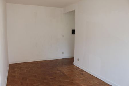 Apartamento para alugar com 103m², 3 quartos e sem vagaSala