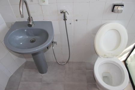 Apartamento para alugar com 103m², 3 quartos e sem vagaBanheiro