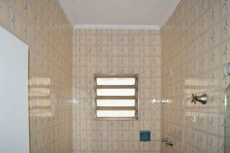 Casa à venda com 90m², 2 quartos e 1 vaga Casa à venda com 90m², 2 quartos e 1 vagaBanheiro