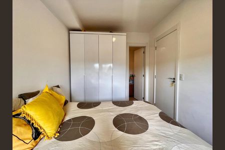 Apartamento à venda com 120m², 3 quartos e 2 vagas Apartamento à venda com 120m², 3 quartos e 2 vagasSuíte 1