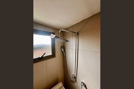 Apartamento à venda com 120m², 3 quartos e 2 vagas Apartamento à venda com 120m², 3 quartos e 2 vagasBanheiro Suíte 2