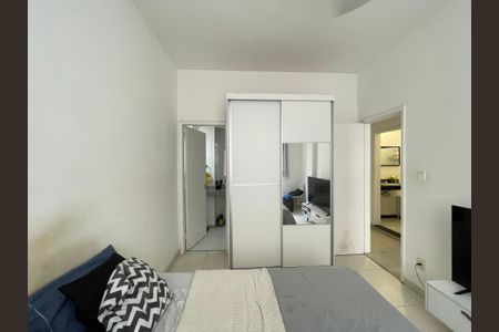 Apartamento à venda com 67m², 2 quartos e 1 vaga Apartamento à venda com 67m², 2 quartos e 1 vagaSuíte