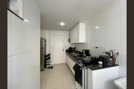 Apartamento à venda com 67m², 2 quartos e 1 vaga Apartamento à venda com 67m², 2 quartos e 1 vagaCozinha