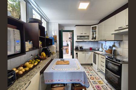 Casa à venda com 160m², 3 quartos e 2 vagasCozinha