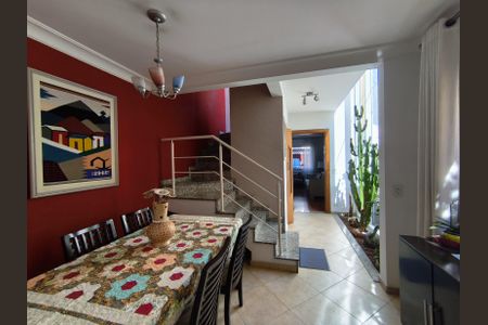 Casa à venda com 160m², 3 quartos e 2 vagasSala de Jantar