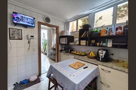 Casa à venda com 160m², 3 quartos e 2 vagasCozinha