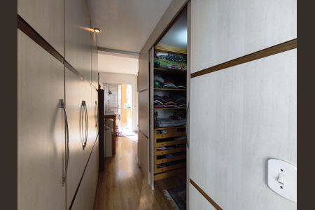 Casa à venda com 160m², 3 quartos e 2 vagasSuíte 2