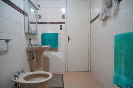 Apartamento à venda com 100m², 4 quartos e 1 vagaBanheiro da Suíte