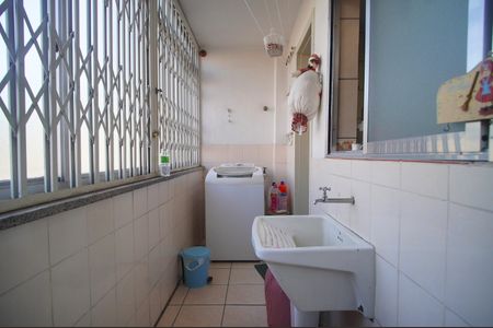 Apartamento à venda com 100m², 4 quartos e 1 vagaÁrea de Serviço