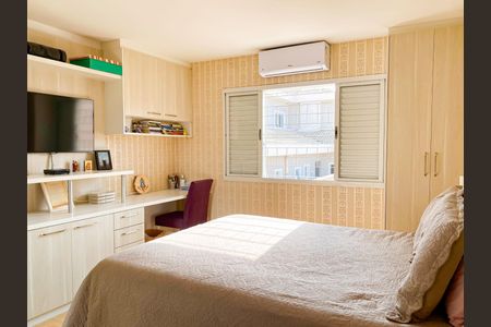 Quarto 1 de casa para alugar com 2 quartos, 400m² em Atuba, Curitiba