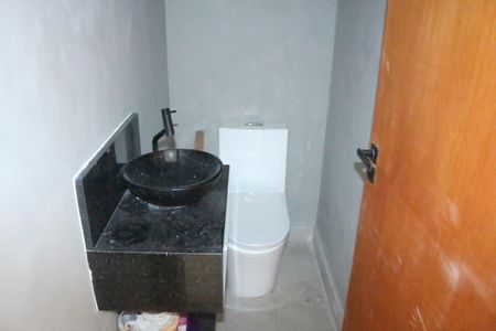 Casa à venda com 205m², 3 quartos e 4 vagasLavabo