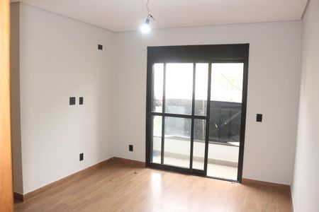Casa à venda com 205m², 3 quartos e 4 vagasSuíte 3