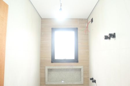 Casa à venda com 205m², 3 quartos e 4 vagas Casa à venda com 205m², 3 quartos e 4 vagasBanheiro da Suíte 1