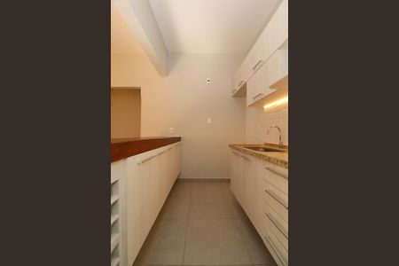 Apartamento à venda com 127m², 3 quartos e sem vaga Apartamento à venda com 127m², 3 quartos e sem vagaCozinha