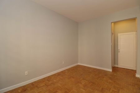 Apartamento à venda com 127m², 3 quartos e sem vaga Apartamento à venda com 127m², 3 quartos e sem vagaSuíte