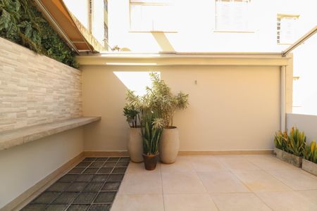 Apartamento à venda com 127m², 3 quartos e sem vaga Apartamento à venda com 127m², 3 quartos e sem vagaVaranda da Sala