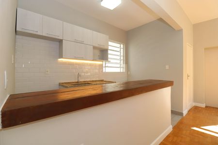 Apartamento à venda com 127m², 3 quartos e sem vaga Apartamento à venda com 127m², 3 quartos e sem vagaCozinha