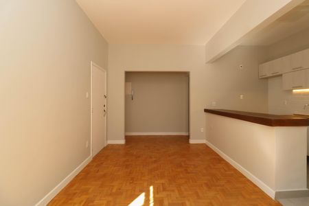 Apartamento à venda com 127m², 3 quartos e sem vaga Apartamento à venda com 127m², 3 quartos e sem vagaSala de Jantar