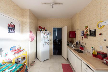 Apartamento para alugar com 80m², 2 quartos e 2 vagasCozinha