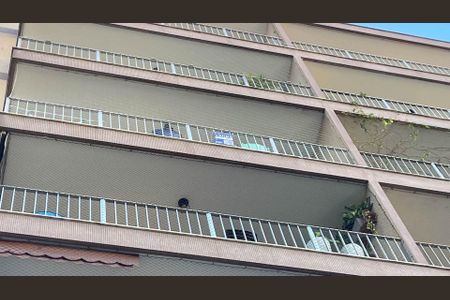 Apartamento para alugar com 80m², 2 quartos e 2 vagasFachada