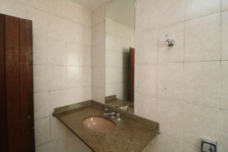 Casa à venda com 250m², 7 quartos e 1 vagaBanheiro Casa 1