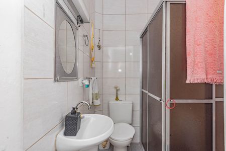Casa à venda com 136m², 4 quartos e 1 vagaBanheiro 2