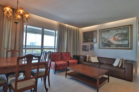 Apartamento para alugar com 100m², 3 quartos e 2 vagasSala