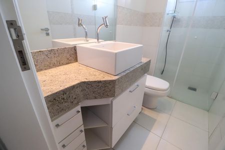 Apartamento para alugar com 100m², 3 quartos e 2 vagasBanheiro Suíte