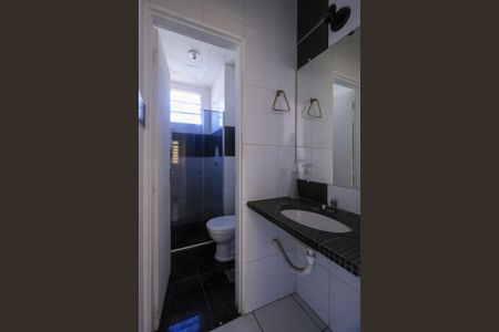 Apartamento à venda com 65m², 3 quartos e 1 vaga Apartamento à venda com 65m², 3 quartos e 1 vagaBanheiro