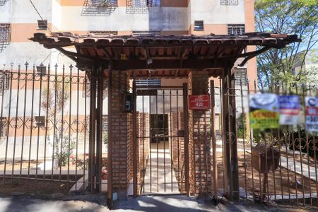 Apartamento à venda com 65m², 3 quartos e 1 vaga Apartamento à venda com 65m², 3 quartos e 1 vagaFachada