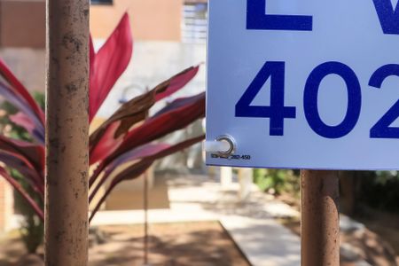 Apartamento à venda com 65m², 3 quartos e 1 vaga Apartamento à venda com 65m², 3 quartos e 1 vagaPlaca