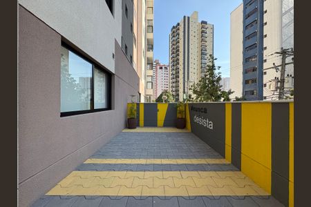 Apartamento à venda com 113m², 3 quartos e 2 vagas Apartamento à venda com 113m², 3 quartos e 2 vagasAcademia externa