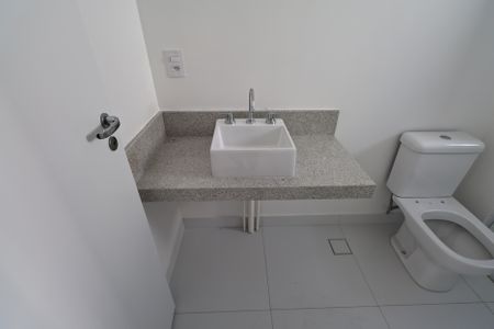 Apartamento à venda com 113m², 3 quartos e 2 vagasBanheiro suíte 3