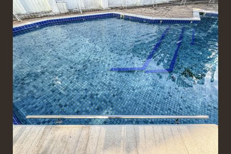 Apartamento à venda com 45m², 1 quarto e sem vaga Apartamento à venda com 45m², 1 quarto e sem vagaÁrea comum - Piscina